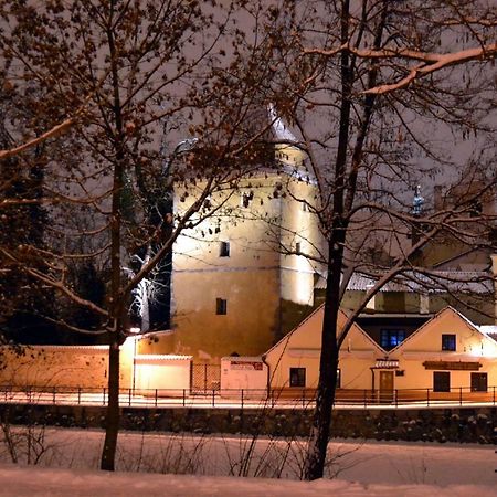 Romanticky Apartman U Veze Zelezna Panna Budweis Exterior foto