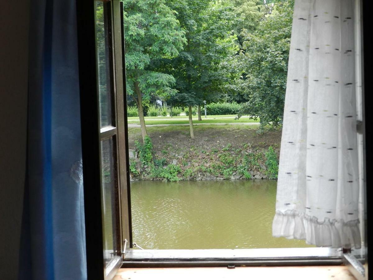 Romanticky Apartman U Veze Zelezna Panna Budweis Exterior foto