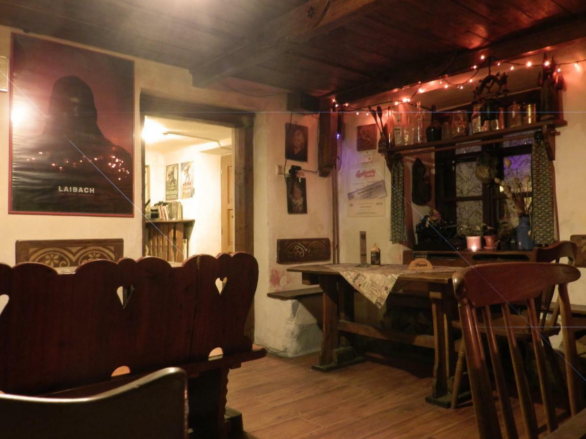 Romanticky Apartman U Veze Zelezna Panna Budweis Exterior foto